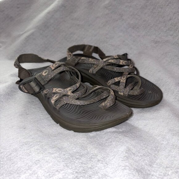 Chaco Sandals Womens Size 8 Gray Adjustable Straps Hiking Outdoor Sport Shoes - Picture 1 of 7